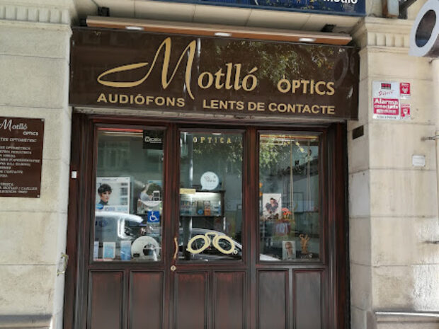 Motllo Optics eixample barcelona