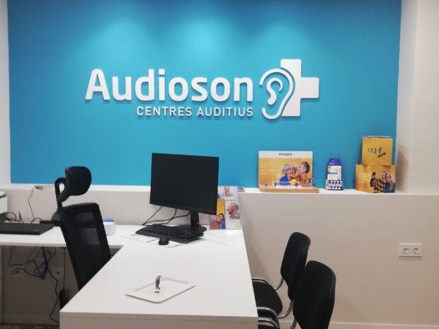 centro auditivo sant feliu audioson