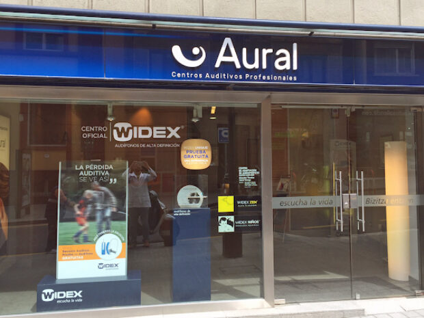 Centro auditivo Aural en Bilbao: revisiones gratuitas, prueba de audífonos Widex, profesionales cualificados