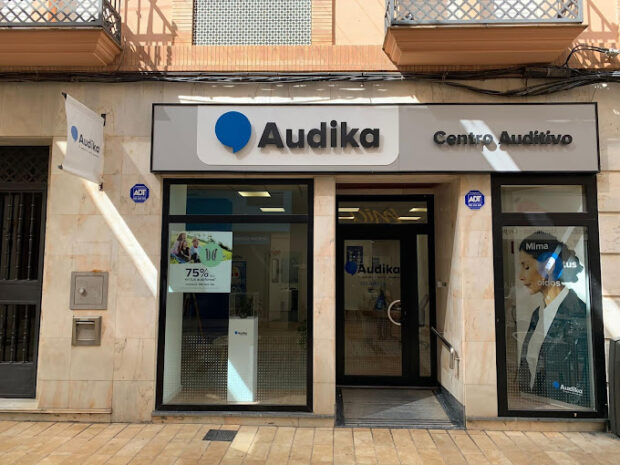 centro auditivo audika huelva