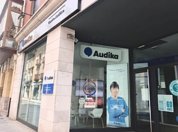 centro auditivo audika Valladolid calle Mantería