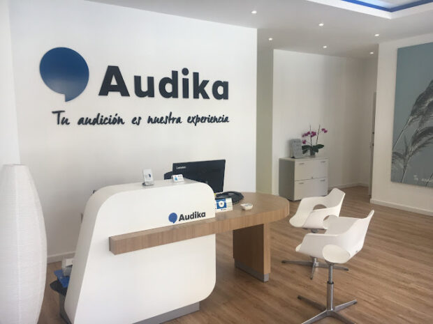 centro auditivo vélez málaga audika