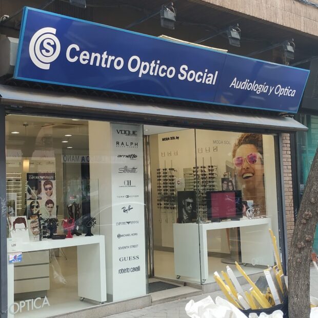 Centro Optico Social C: Fernandez de los Rios Madrid