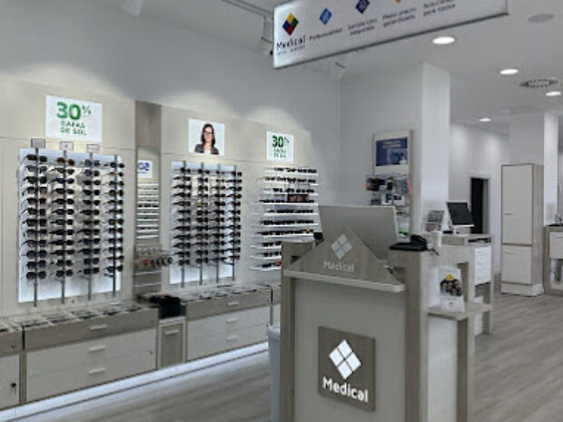 Centro Auditivo Medical Optica Audicion Pamplona Carlos III