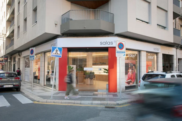 centro audiológico Tortosa óptica salas