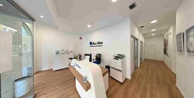 centro auditivo Audika calle Ibiza Madrid